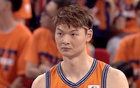 上海男篮上演惊天逆转绝杀广厦，卢伟坦言胜利关键在于团队凝聚力，王博虽嘴硬仍承认比赛存在明显漏洞